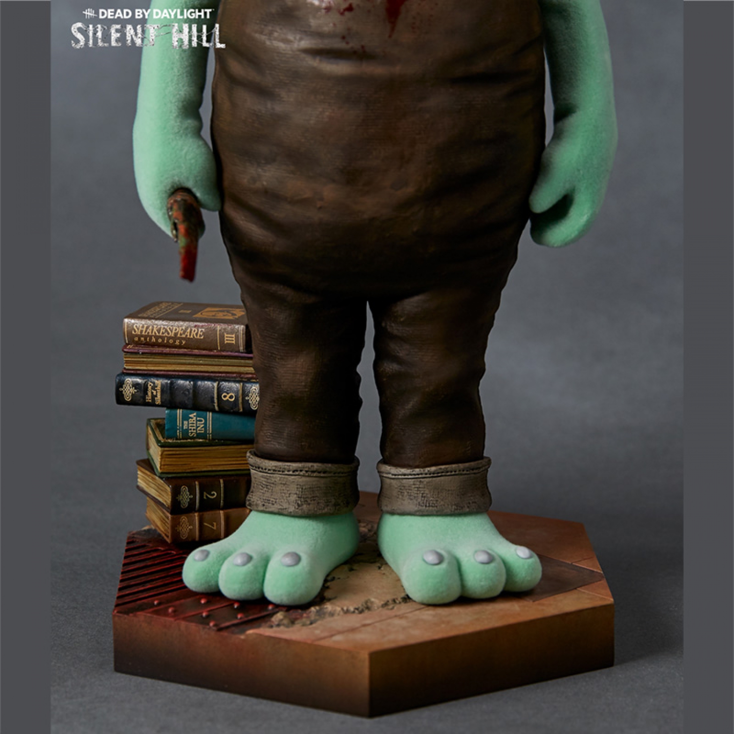 SILENT HILL x Dead by Daylight, Robbie the Rabbit Green 1/6 Scale Statue